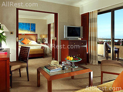 Four Seasons Hotel 15